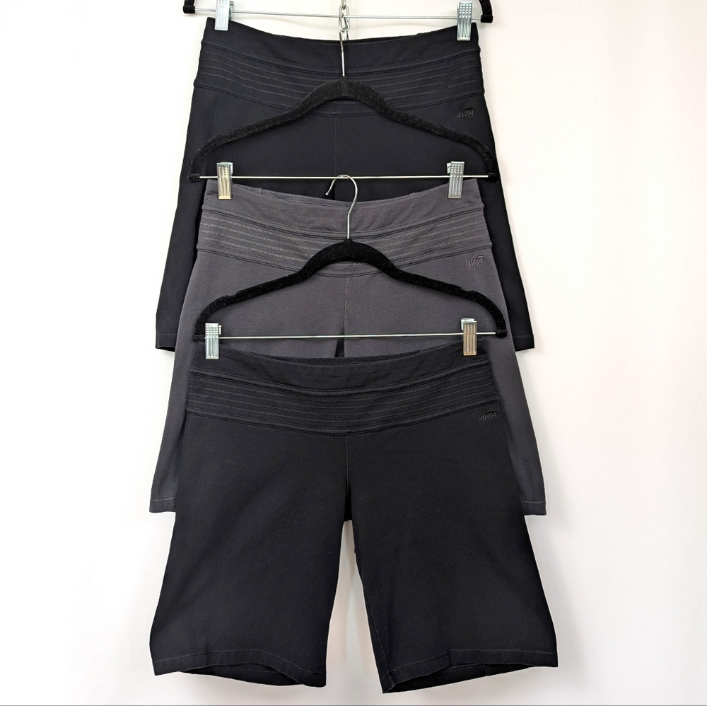 Avia Athletic Shorts Mid-Thigh Stretch Workout Yoga Running 3 Pairs Black Gray M